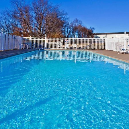 Holiday Inn Express & Suites Nashville-I-40 & I-24 Buitenkant foto
