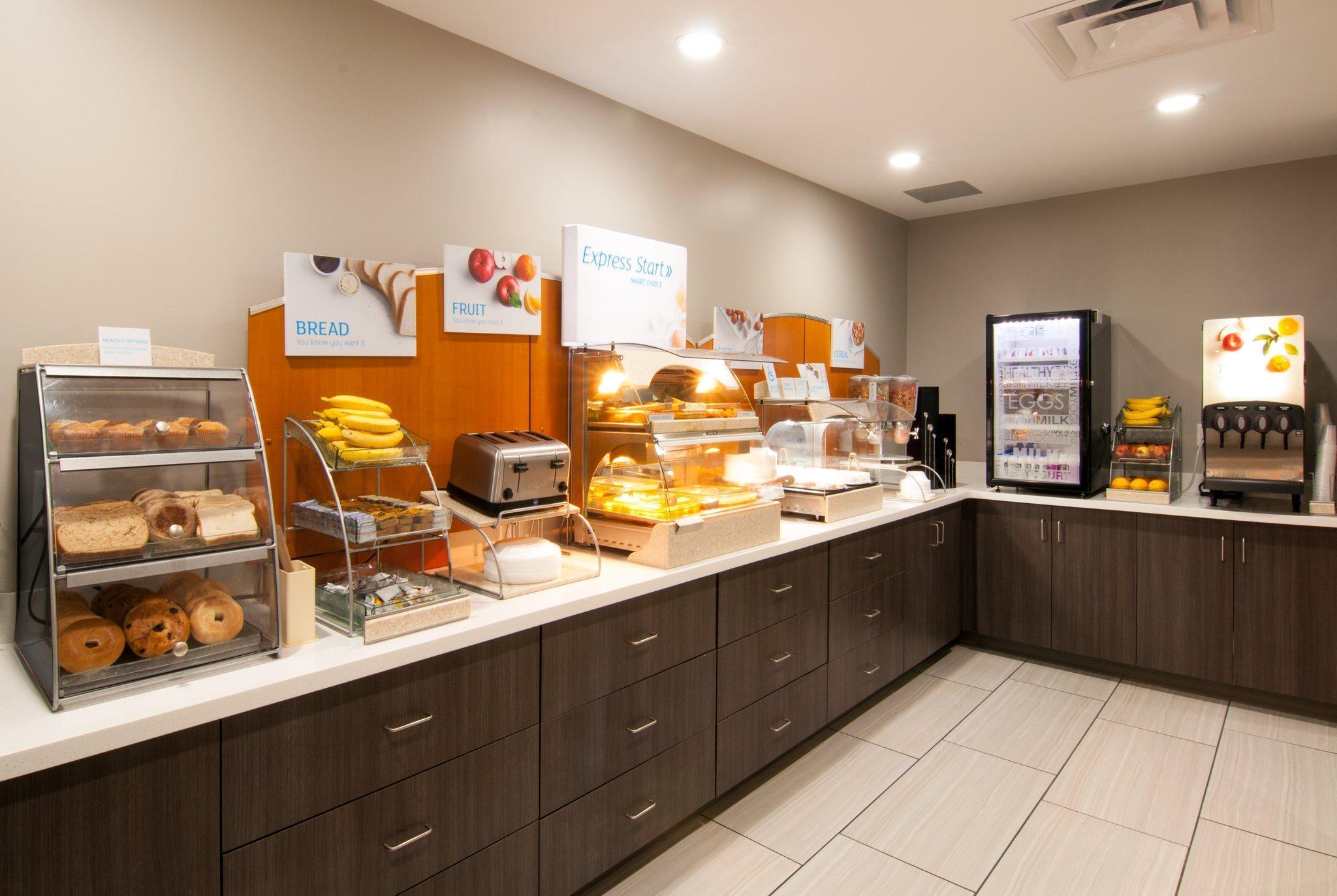 Holiday Inn Express & Suites Nashville-I-40 & I-24 Buitenkant foto